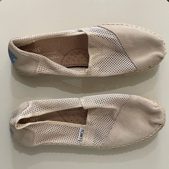 ☀️SALE☀️ NEW TOMS Suede Leather/ Cotton Mesh Slip-On - Picture 1 of 7